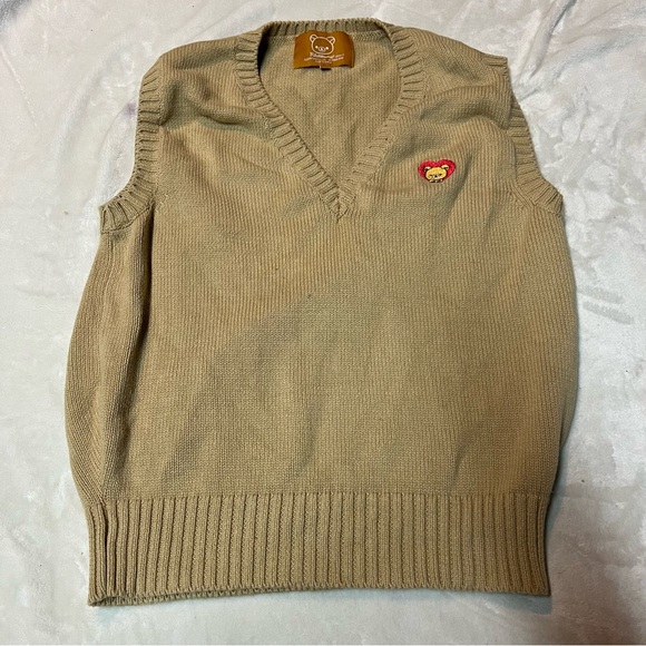 ❌San-X Rilakkuma Sweater Vest Tan - Picture 2 of 4